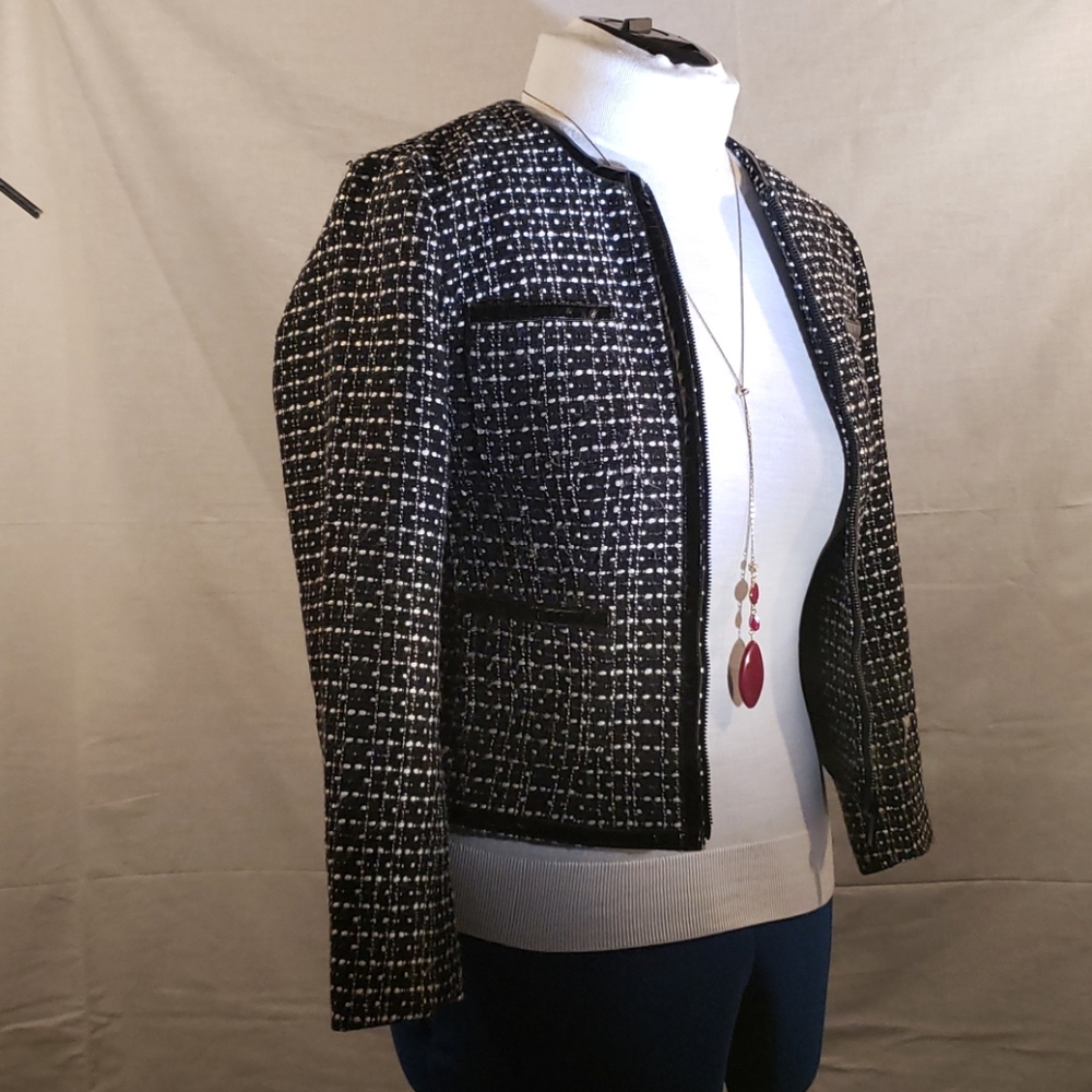 Jacket - Picture 6 of 8